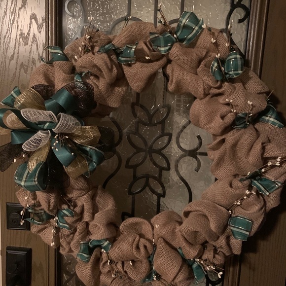 Beautiful Wreaths - Picture 8 of 10